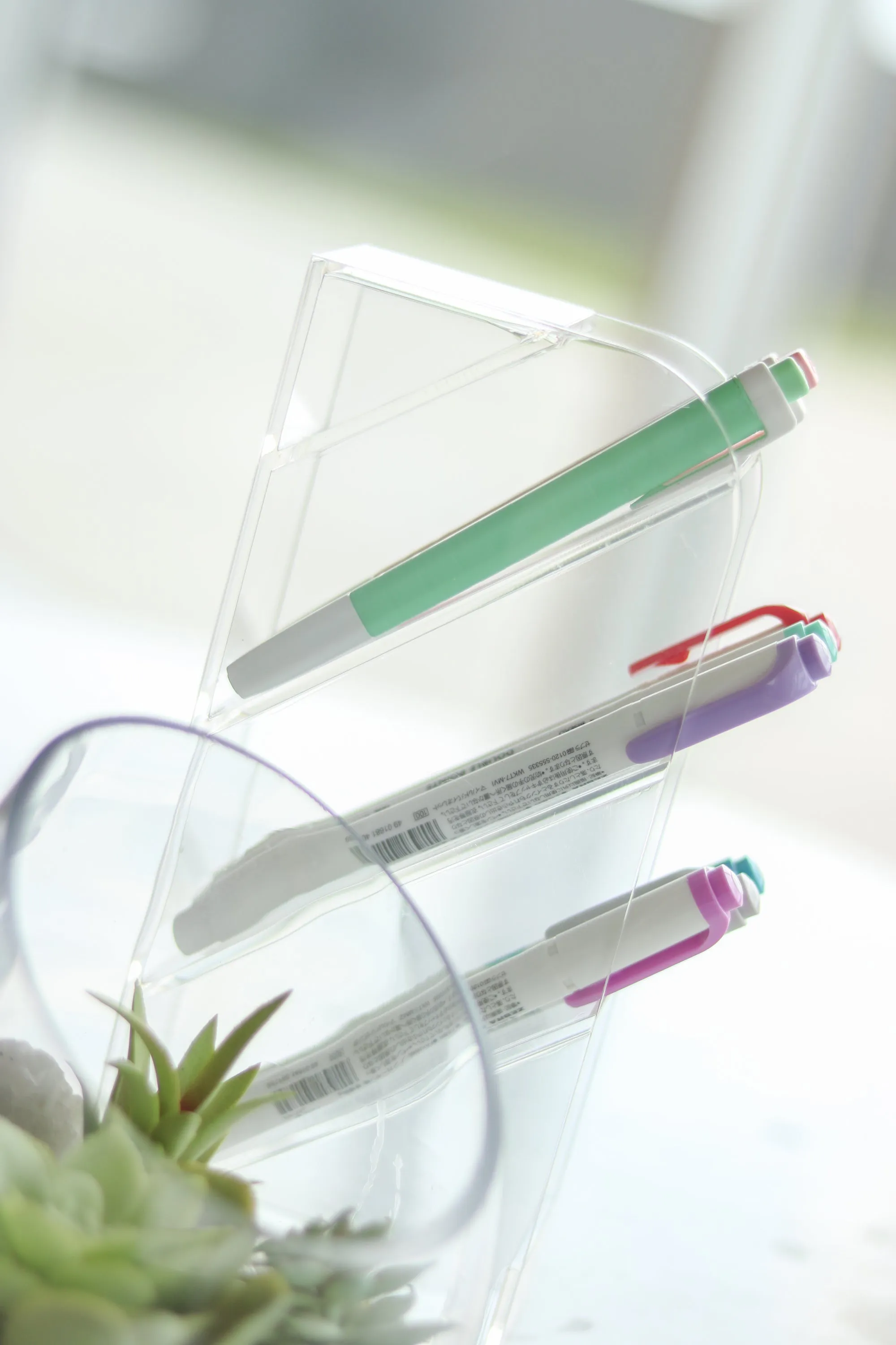 Acrylic slanted pen shelf organizer