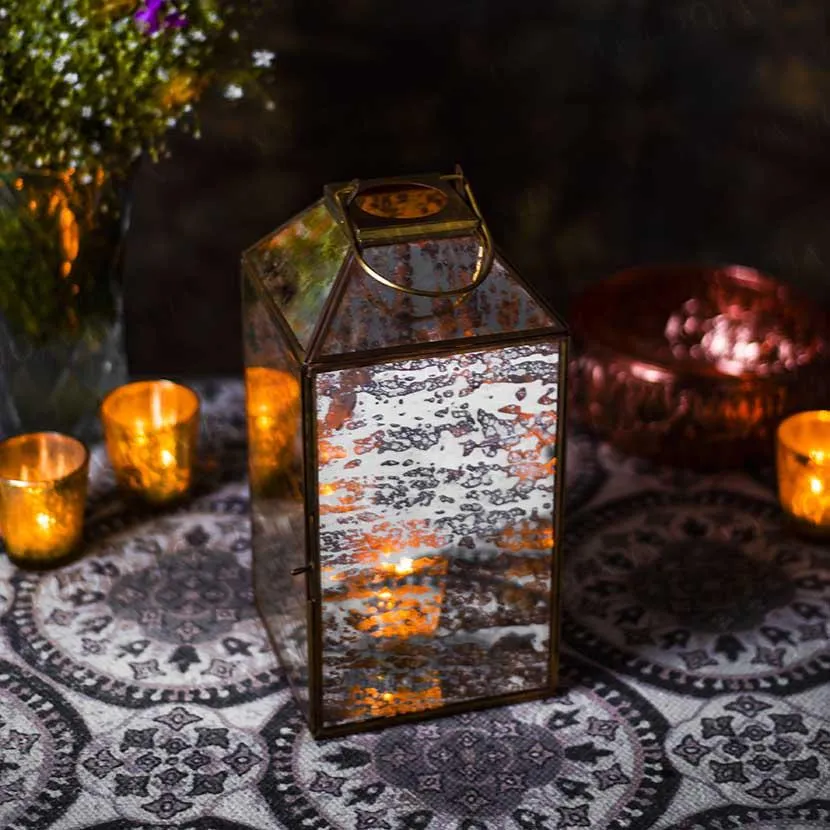 Alluring Windowpane Lantern For Home Decor