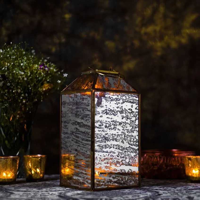 Alluring Windowpane Lantern For Home Decor