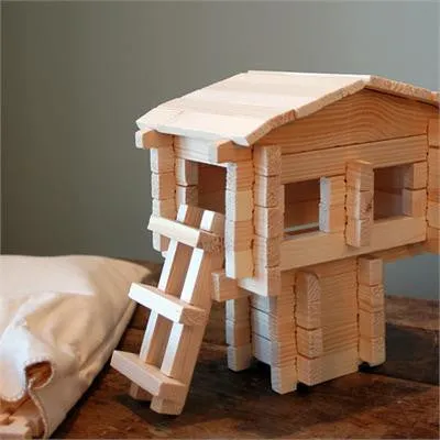 Earth Friendly Tree House Set