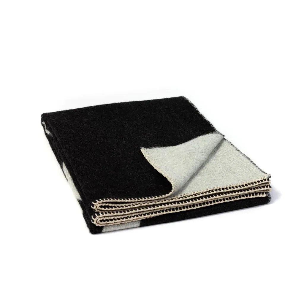 Icon Reversible Throw - Black/Ivory