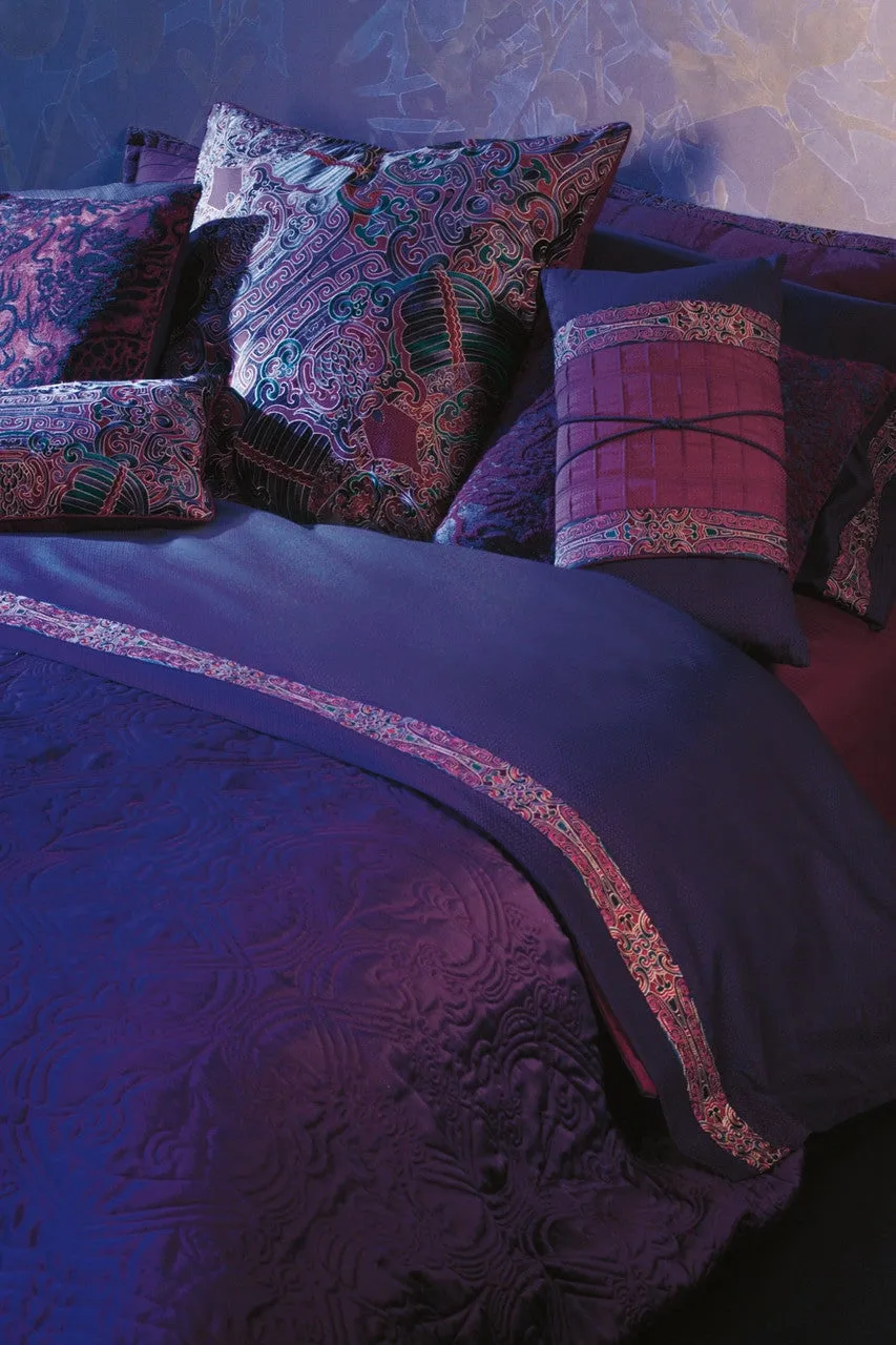 La Pagode Bedding