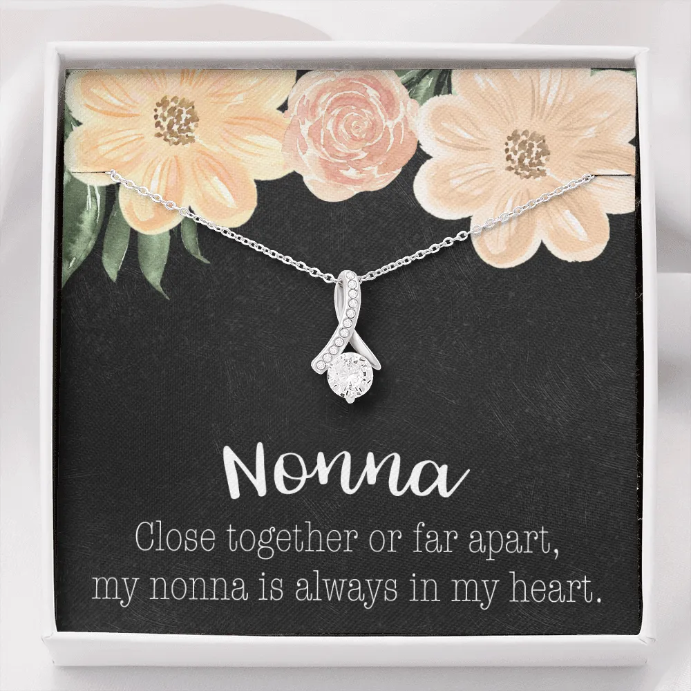 Nonna Alluring Beauty Necklace